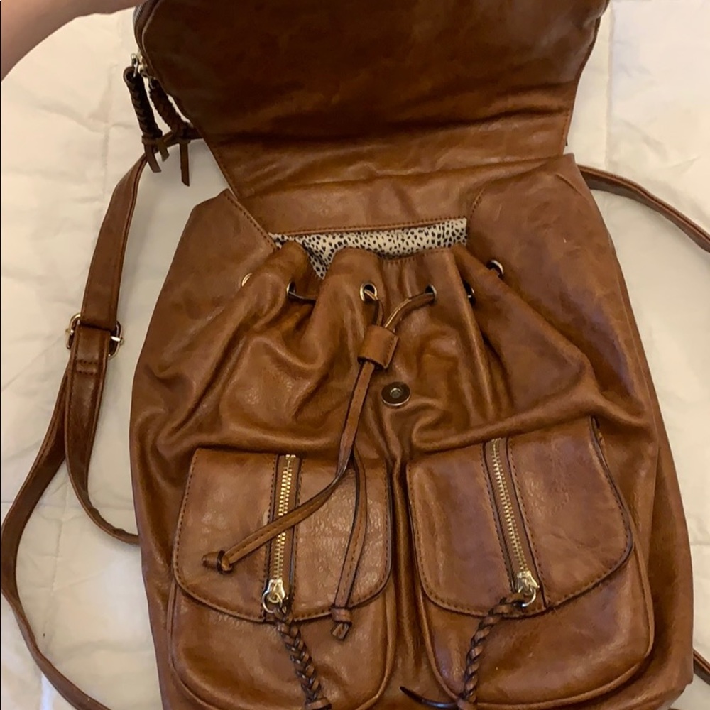 Back pack - Picture 3 of 6